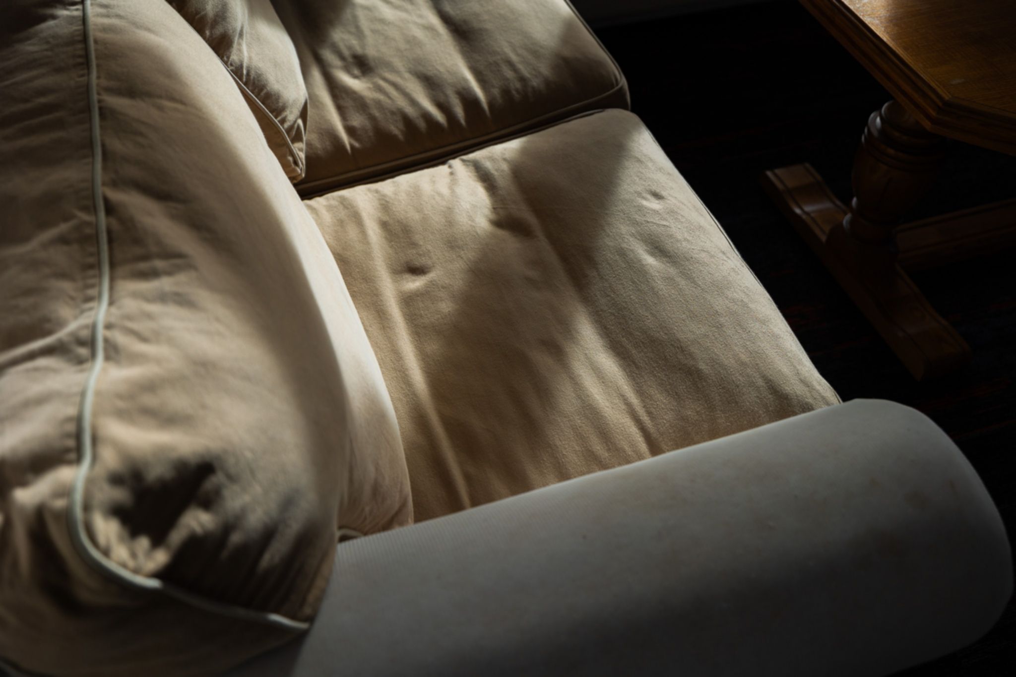 Hledáte rodinný dům s obrovským potenciálem? 🏡 Tento jedinečný dům ve Vejprtech kombinuje historii, moderní technologie a možnosti podnikání – ideální pro investici, vícegenerační bydlení i vlastní projekty.